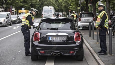 Auto | Punktehandel gegen Fahrverbot: Ist der Trick erlaubt?