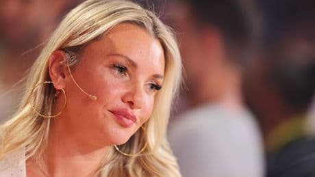 Sie muss „NDR Talk Show“ absagen - Familiärer Notfall bei Evelyn Burdecki