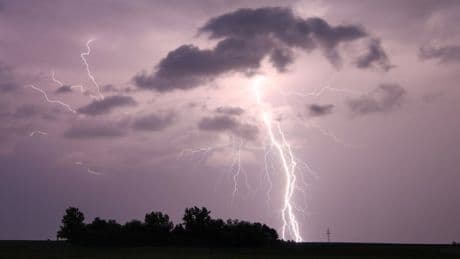 Schwere Gewitter über Bayern, Hessen und NRW: Unwetterwarnungen auch für Sonntag