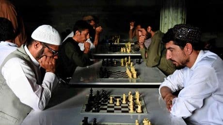 Taliban verbiedt schaken in Afghanistan: ’Kan mogelijk beschouwd worden als een vorm van gokken’