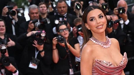 "Hyper sympa": Eva Longoria à la rencontre de petits producteurs, de Cancale à Marseille, pour son émission culinaire