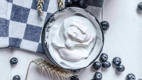 10 Kilo abnehmen in 14 Tagen? Die Joghurt-Diät im Check