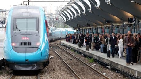 Grève à la SNCF : « 90 % des trains vont rouler ce week-end », assure le PDG