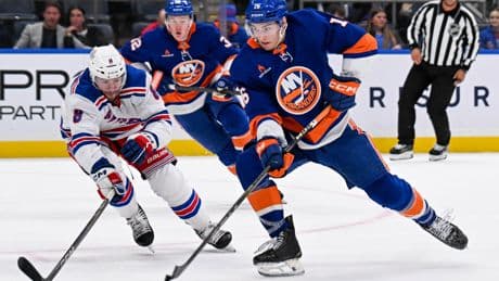 Marc Gatcomb gets one-way deal from Islanders after impressive stint