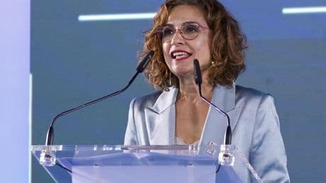 El Gobierno da luz verde a la subida salarial pendiente del 0,5% para los funcionarios