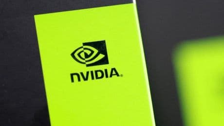 Nvidia sigue haciendo caja con la IA: gana 26.422 millones, pero 'asusta' al mercado