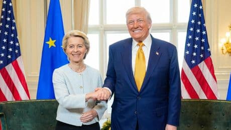 Europa firma un pésimo acuerdo político con Trump
