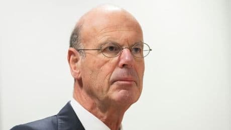 Éric Lombard, ministre démissionnaire, estime que "le projet de budget 2026 doit être discuté et amélioré"