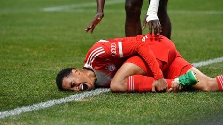 Ayağı kırılan Bayern Münihli Jamal Musiala, aylarca sahalardan uzak kalacak