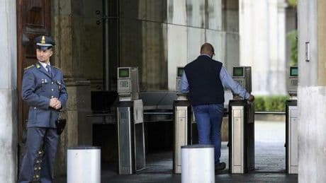 Statali, pagamenti Tfs più rapidi: Inps assumerà nuovi funzionari amministrativi per abbattere i ritardi