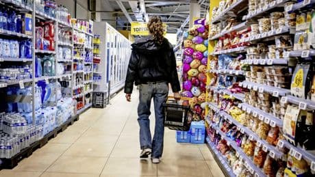 Nieuwe ’goed recyclebare’ chipsdoos van Lay’s bevat juist méér plastic en aluminium