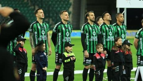 Kocaelispor, Yeni Malatyaspor’u çok farklı geçti