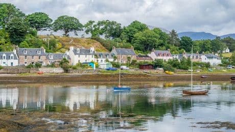 Councillors propose limit on Airbnb-style holiday lets in Scottish Highlands