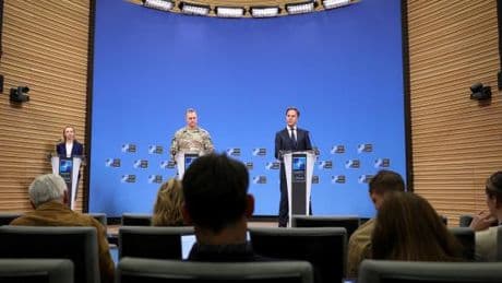 L’OTAN renforce la défense de son flanc est ; la Russie et la Bielorussie commencent leurs exercices militaires conjoints