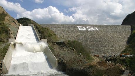 DSİ'den 'Baraj ve sulama kanalları' uyarısı