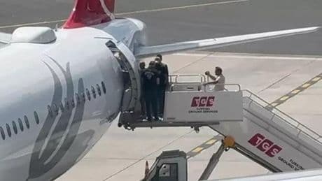 Leman’da havaalanı gözaltısı