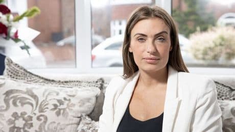 Businesswoman owed £15k to landlord after not reading small print