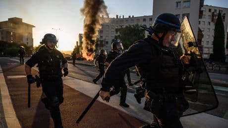 «Un collègue a vu sa maison taguée avec ce message ‘‘t’es mort’’» : la colère des policiers face à l’explosion des agressions