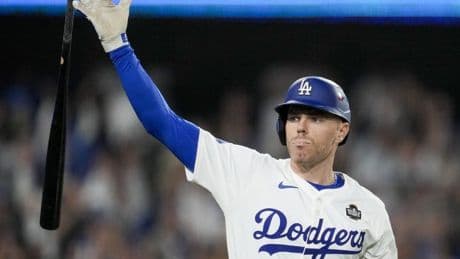 Dodgers' Freddie Freeman says he plays for Canada because of his late mother