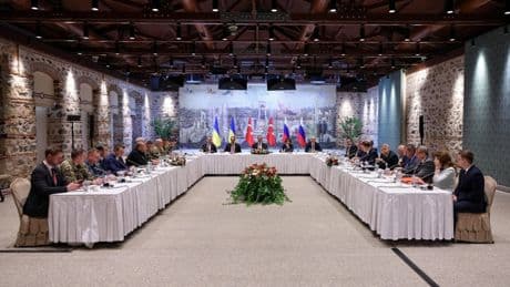 Treffen in Istanbul: Kein Wort von einer Waffenruhe