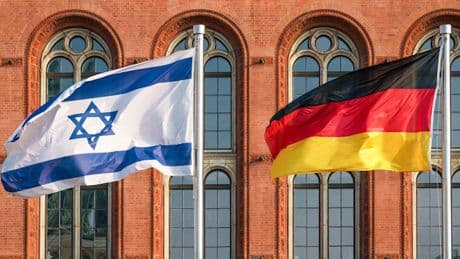 „Wäre ein klares Signal“ – Berliner Linke will Palästina-Flagge neben Israel-Fahne hissen