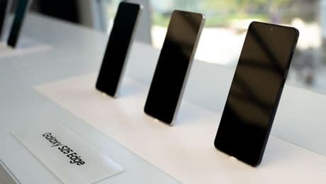 Samsung Will Delete User Data For iPhone Soon. How To Protect Yourself