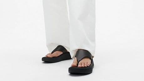 FitFlop’s chunky sandals have gone viral for looking like The Row– and they’re currently on sale