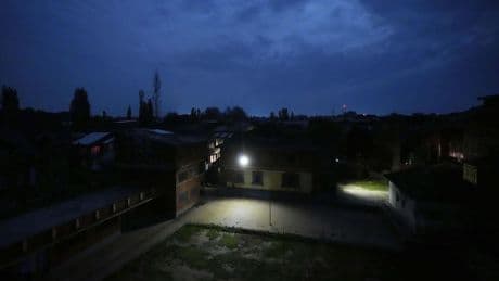 India meldt Pakistaanse raket- en droneaanval in Indiaas Kasjmir