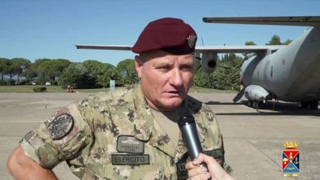 Nicola Zanelli, morto il generale paracadutista: aveva 61 anni. Chi era l'incursore protagonista di missioni in tutto il mondo