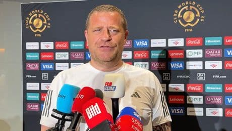 Eberl über neues Bayern-Trikot - „Über Geschmack lässt sich streiten“