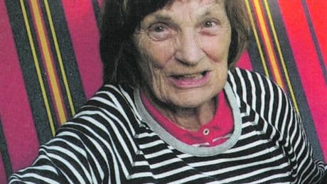 In Memoriam - Ihre Feder ruht