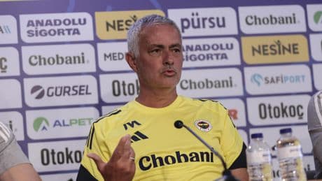 José Mourinho doet beroep op fans Fenerbahçe in aanloop naar Champions League-duel met Feyenoord