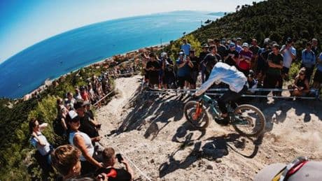 Pietra Ligure, al via la Coppa del mondo di Mountain bike. Oltre 500 rider in gara