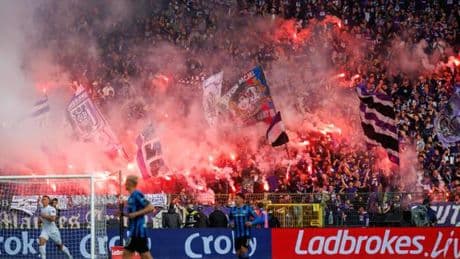 Des groupes d’extrême droite ultra-violents impliqués dans des affrontements en marge de la finale de la Coupe de Belgique de football