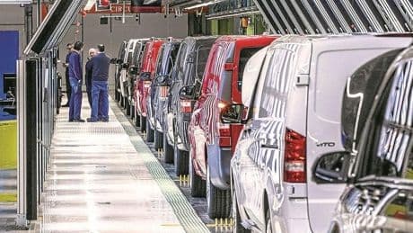 Mercedes Vitoria no trabajará hasta mediados de septiembre por la baja demanda y las obras de la plataforma eléctrica