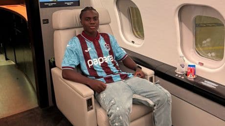 Trabzonspor'un yeni yıldızı Christ Inao Oulai geldi