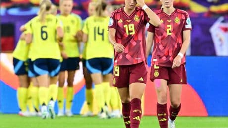 1:4-Niederlage in Unterzahl: Deutschland verpasst Gruppensieg gegen Schweden