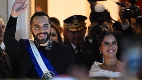 Bukele reforma la Constitución de El Salvador para perpetuarse en el poder