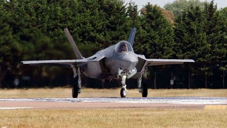 Le Royaume-Uni renforce sa dissuasion nucléaire et vise les 4,1 % pour la défense d’ici 2027