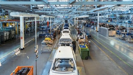 Deutscher Maschinenbauer insolvent: Zukunft ist ungewiss - 100 Mitarbeiter bangen