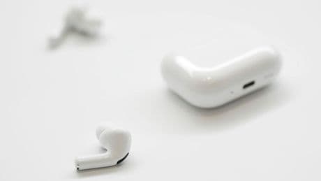 Akıllı saatlerin yerini kulaklıklar mı alacak? Yeni Apple kulaklığı, saatleri solladı