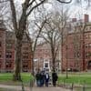 Étudiants étrangers interdits à Harvard : 5 questions sur le nouvel assaut de l’administration Trump