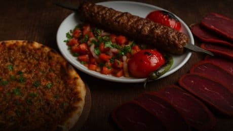Lahmacun, kebap, pastırma markaları ifşa oldu: Bunların hepsini bize yedirdiler!