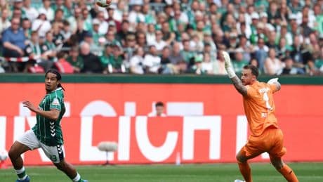 Bundesliga: Erst verirrt sich Leverkusens Torwart, dann jubelt ganz Bremen