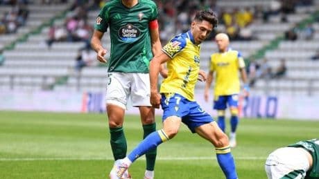 El Ferrol se lleva una alegría tras ganar al Cádiz