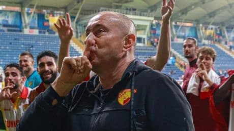 Göztepe, Süper Lig'i galibiyetle noktaladı! Romulo, taraftarlarla vedalaştı...