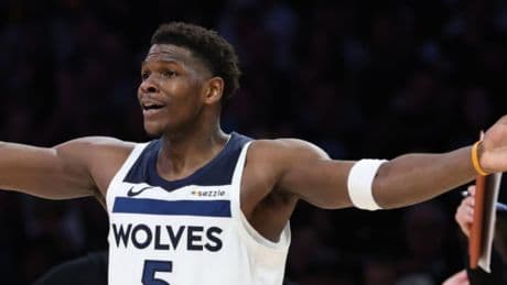 Los Timberwolves se sienten robados por los árbitros como el Barça y envían vídeos a la NBA