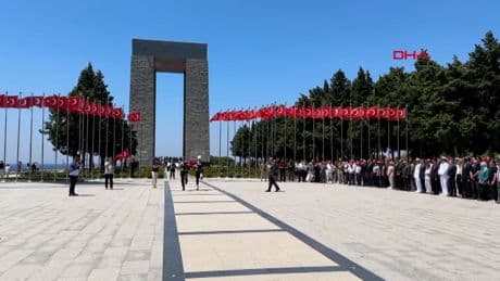 Çanakkale Şehitler Abidesi'nde 15 Temmuz anması