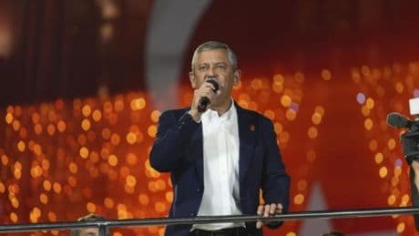 CHP Genel Başkanı Özel, partisinin Beyoğlu mitinginde konuştu