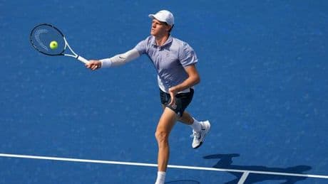 Sinner, niente doppio misto agli Us Open: Emma Navarro si ritira e molla Jannik